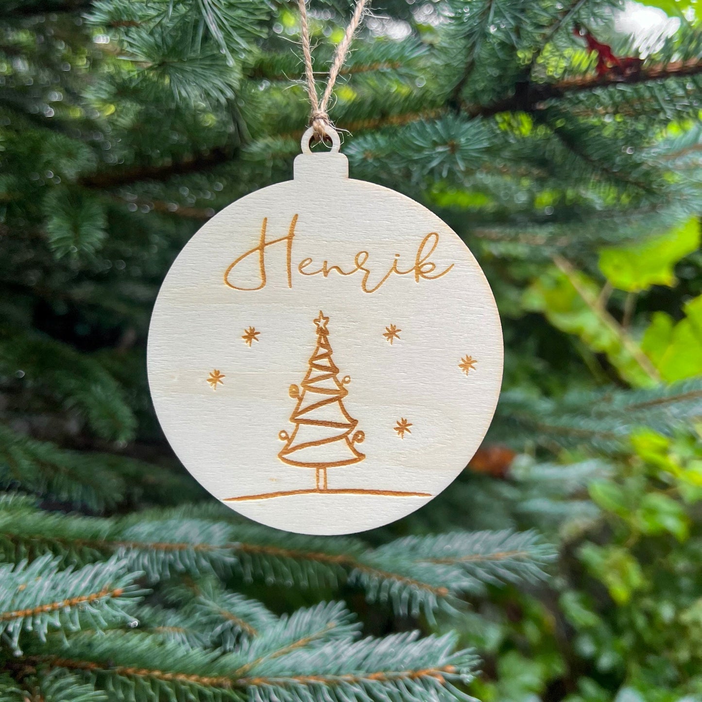 Weihnachtsbaumkugel aus Holz - Lasergraviert