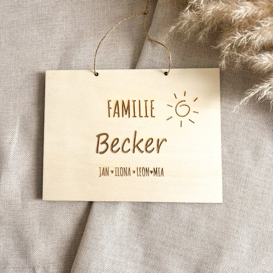 Türschild Familie aus Holz  Namensschild aus Holz für die Haustür  Personalisierte Lasergravur - Motiv 3