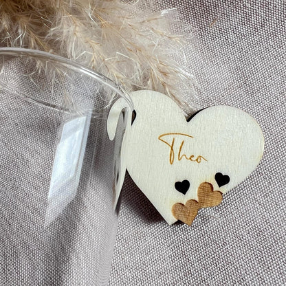 Hochzeit Platzkarten - Personalisiertes Namenschild für Glas - Thischkarten für Hochzeit, Taufe, Kommunion - Motiv Herz