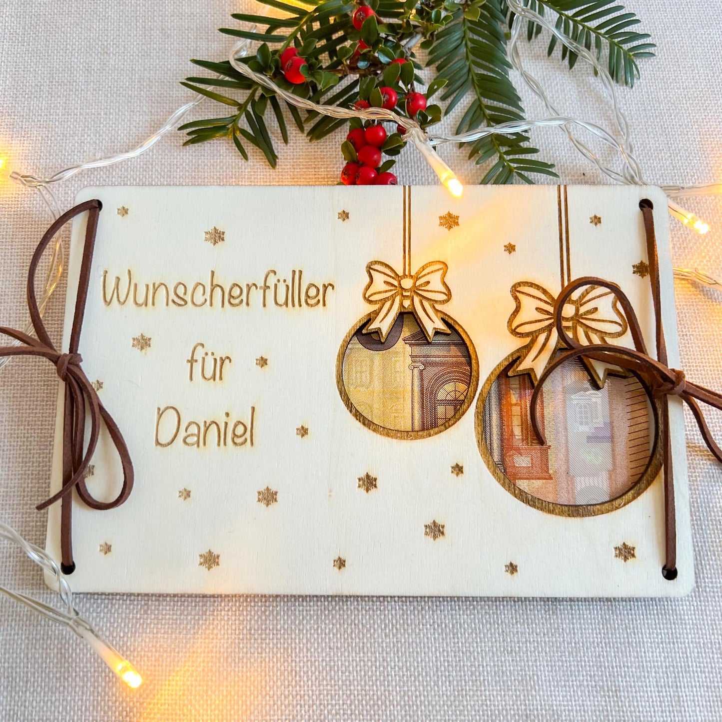 Geldgeschenk Weihnachten personalisierte Holzkarte | Weihnachtskarte aus Holz mit Name | Geschenkidee Weihnachten   Motiv 2