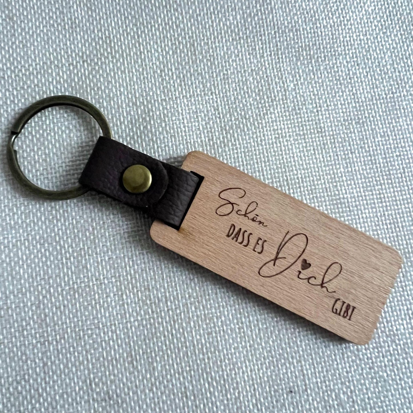 Personalisierter Holz Schlüsselanhänger  Valentinstagsgeschenk mit Lasergravurgravur